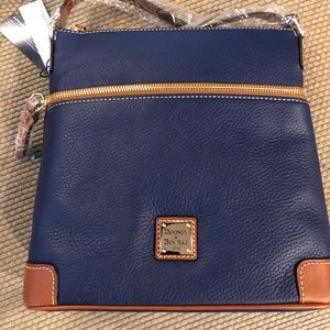 Dooney & Bourke Cross body bag